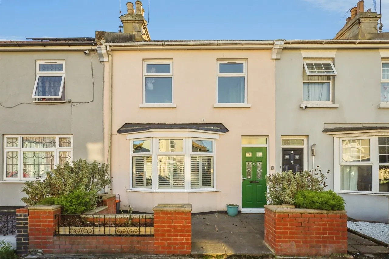 3 bed house for sale, Hydney Street, Eastbourne, BN22