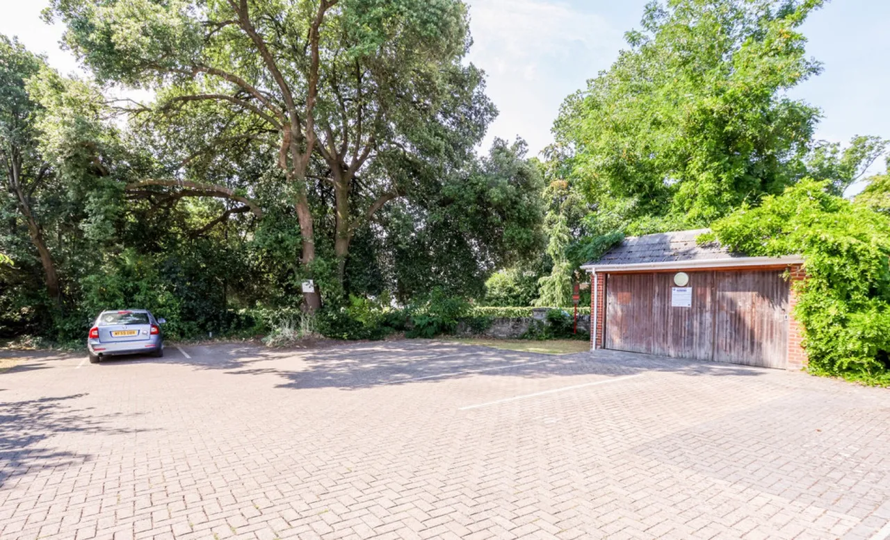 Talbot Road, Bournemouth, photo 11