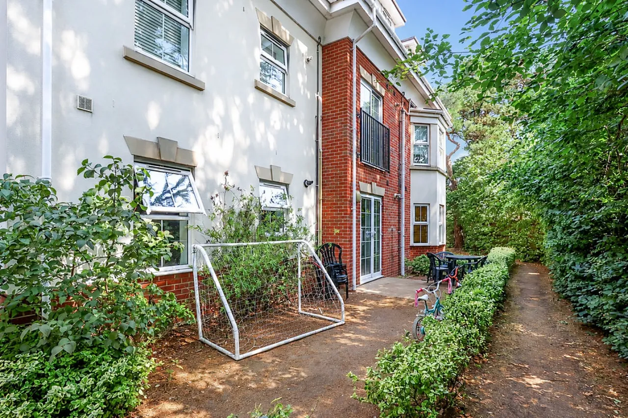 Talbot Road, Bournemouth, photo 12
