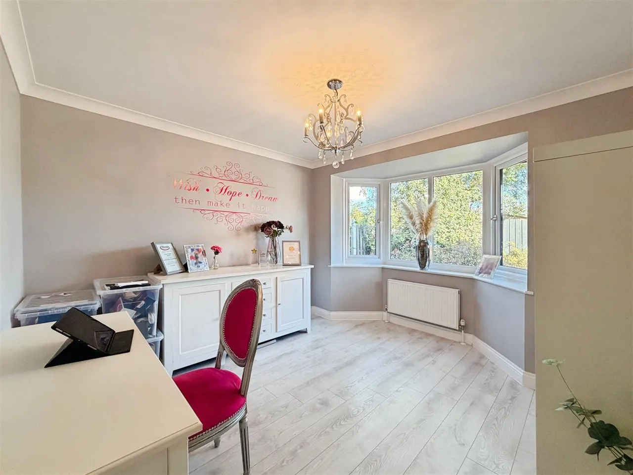 The Avenue, Harlington, photo 15