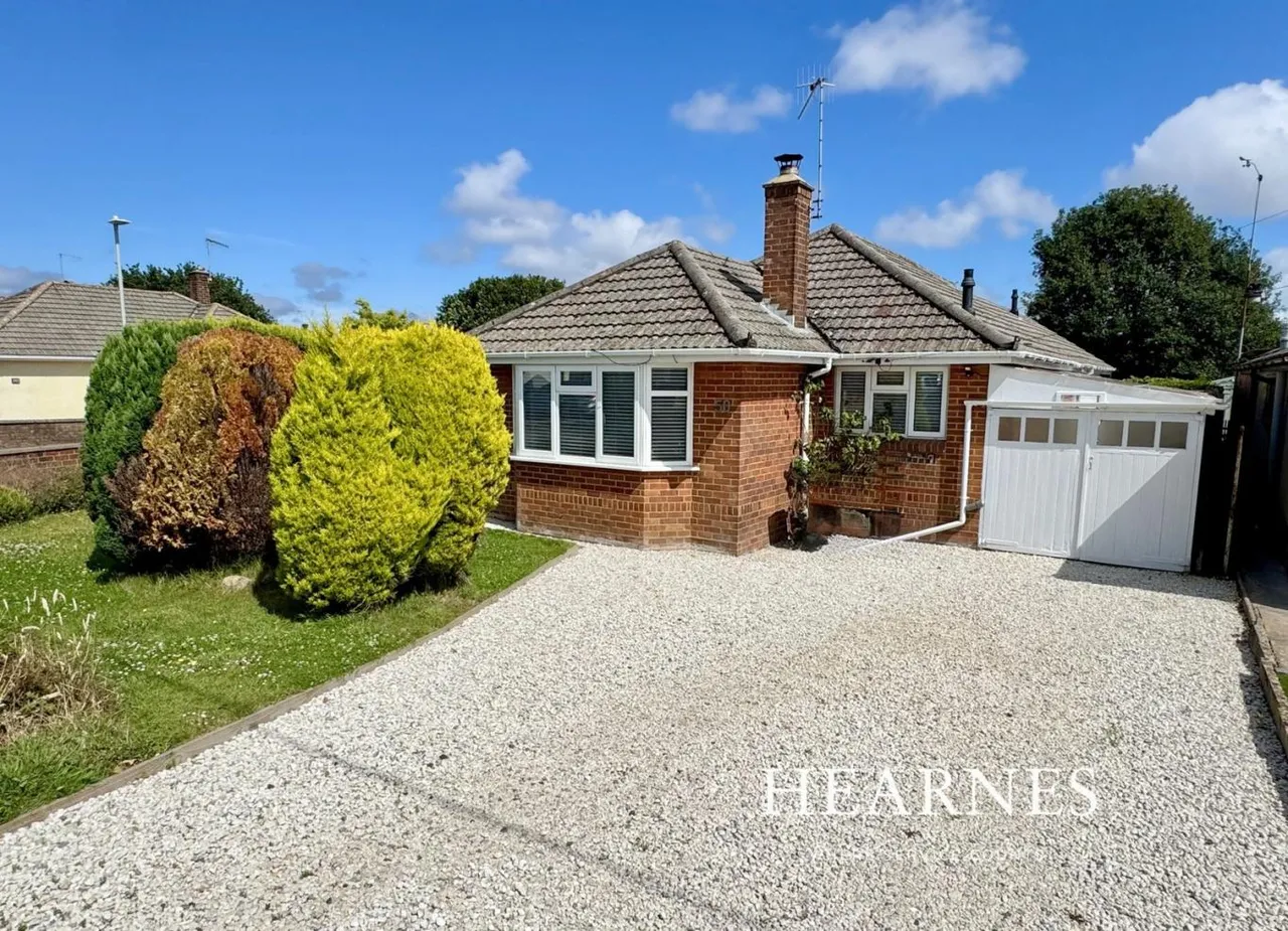 3 bed house for sale, Hazlebury Road, BH17