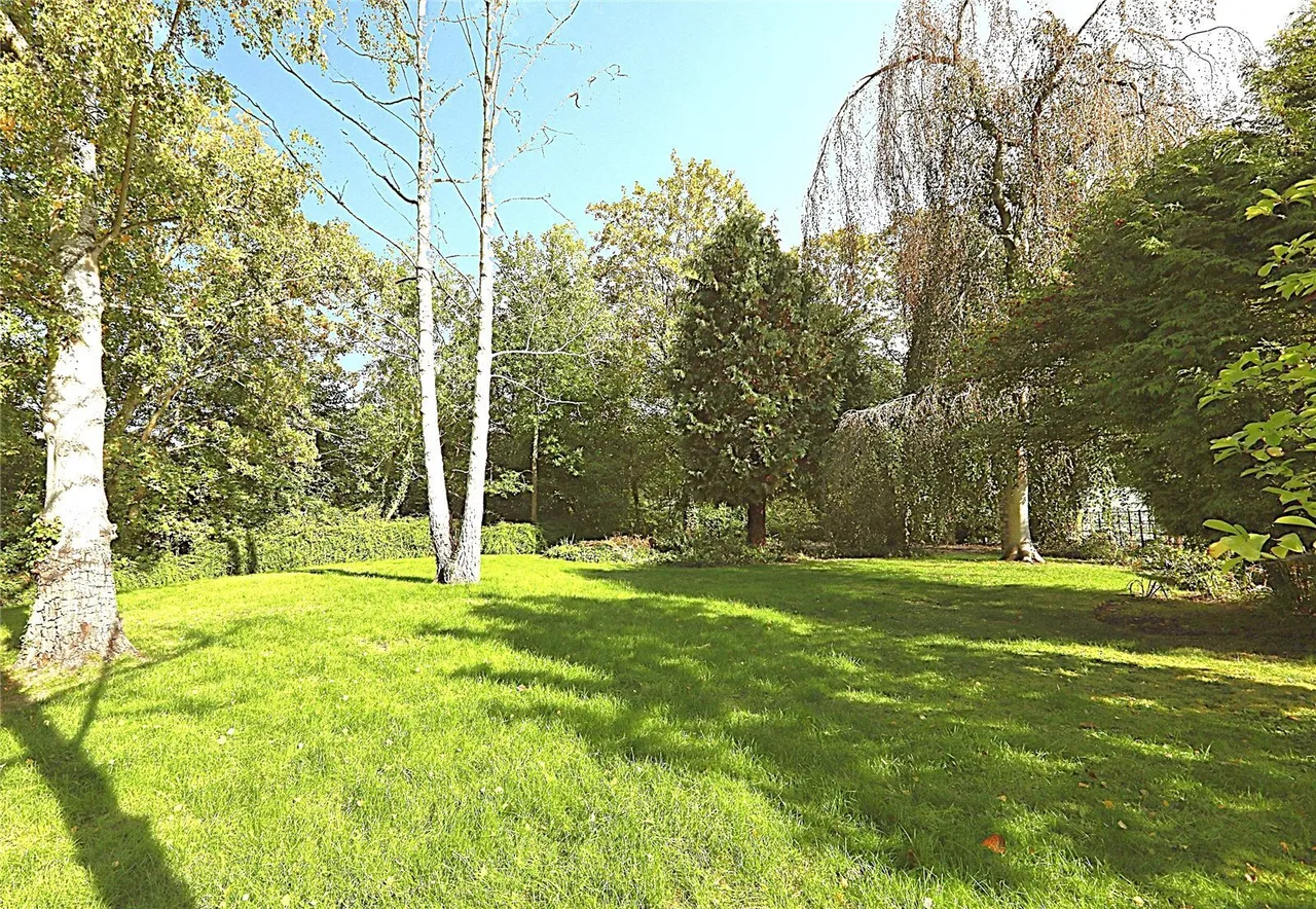 The Cross, Childswickham, WR12, photo 12