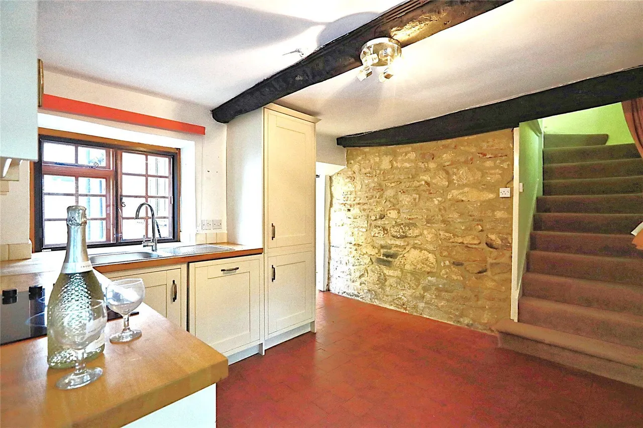 The Cross, Childswickham, WR12, photo 10