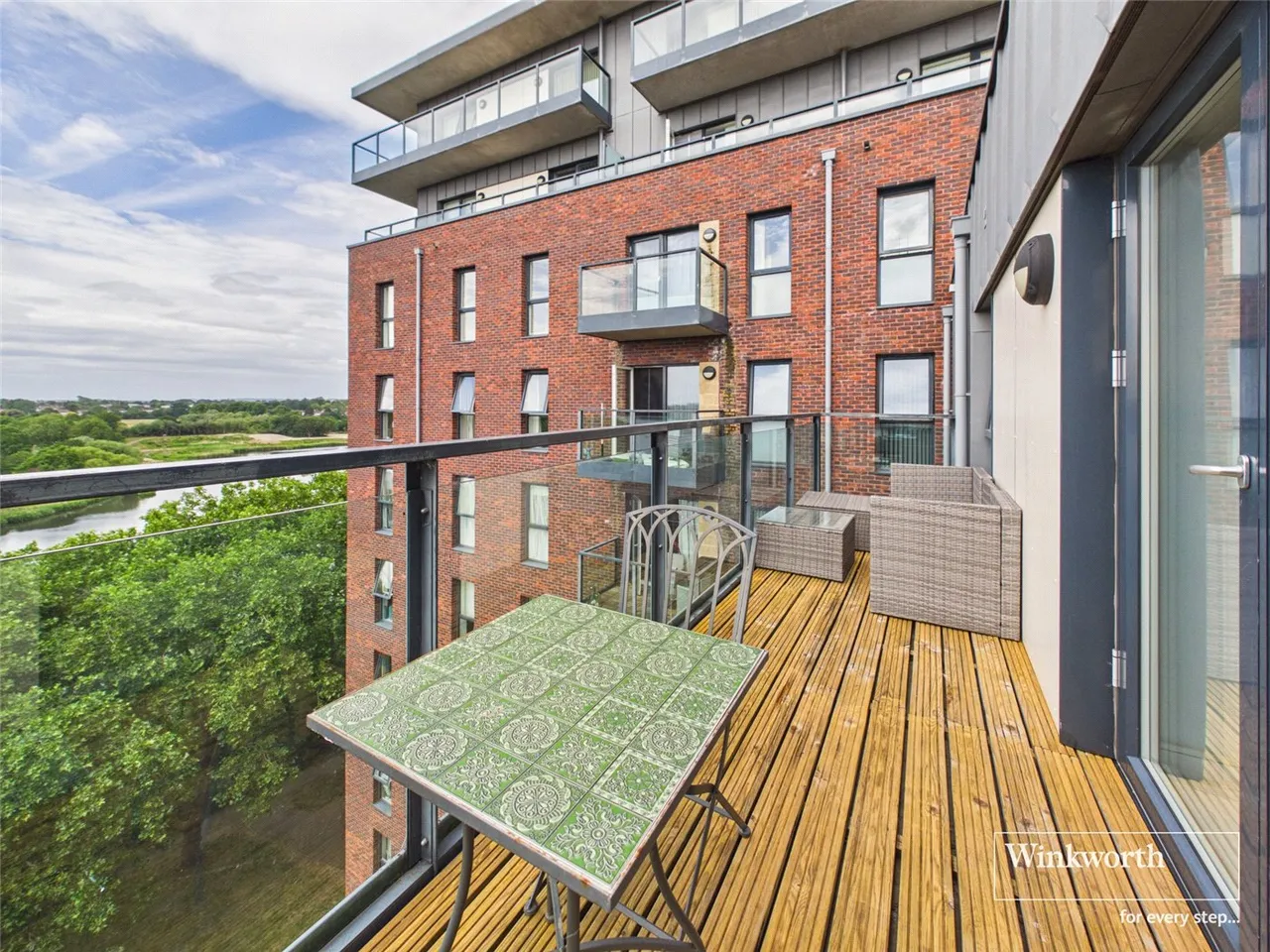 Shearwater Drive, Hendon, London, NW9, photo 11