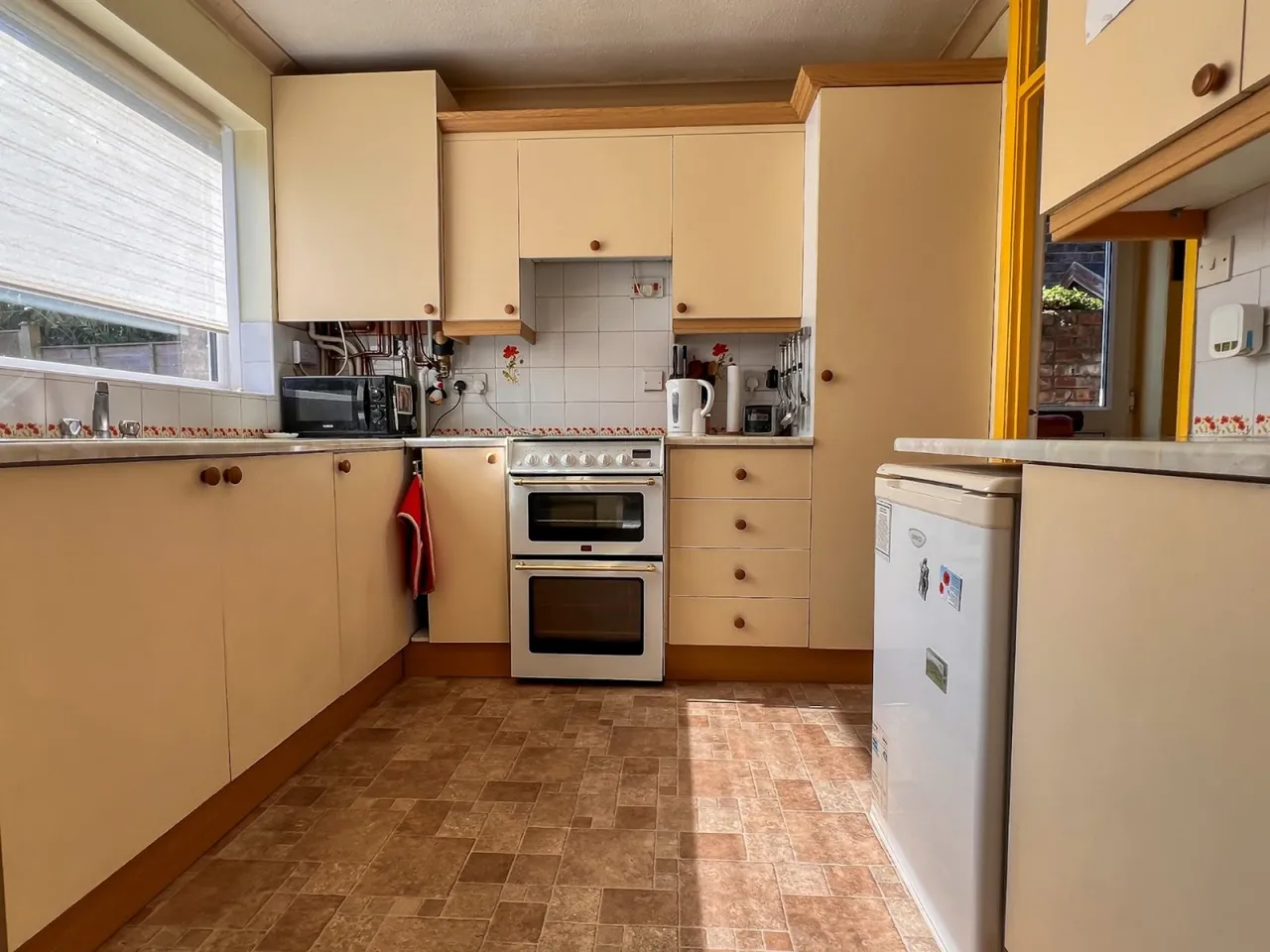 Nightingale Gardens, Nailsea, BS48, photo 3
