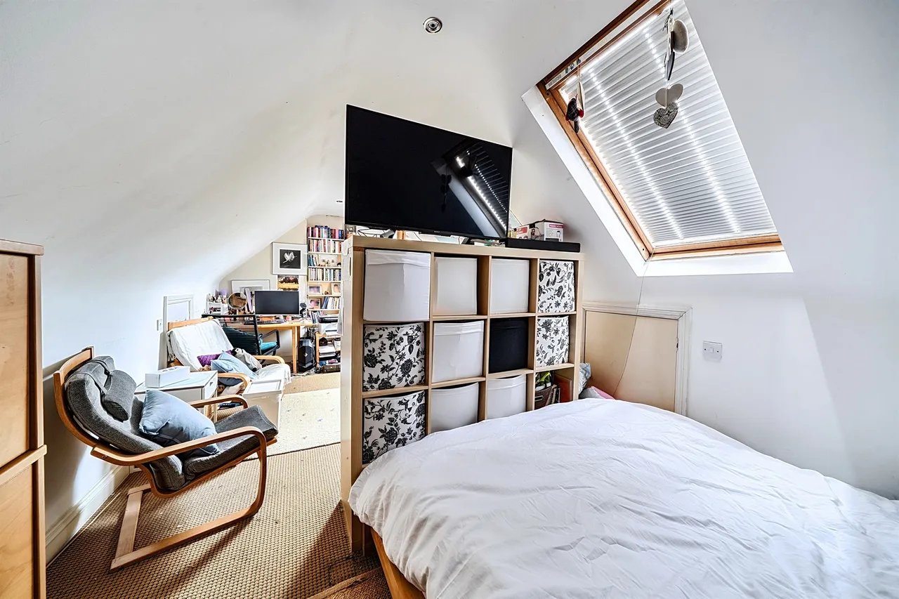 Waltheof Gardens, London, N17, photo 11
