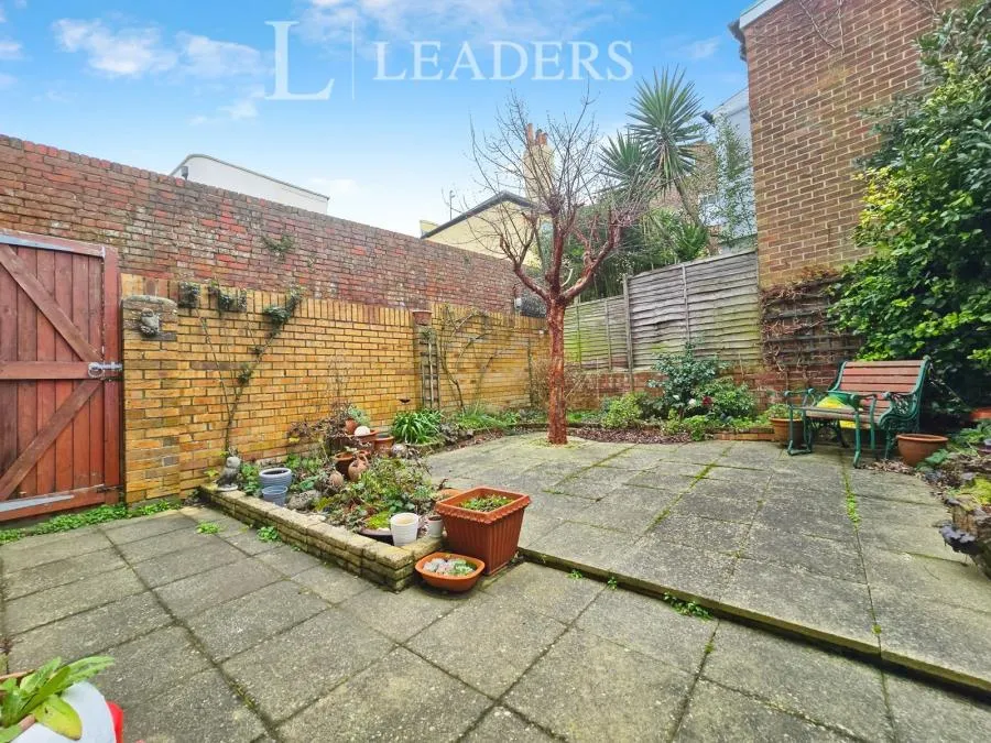 St. Thomas's Street, Portsmouth, PO1, photo 11