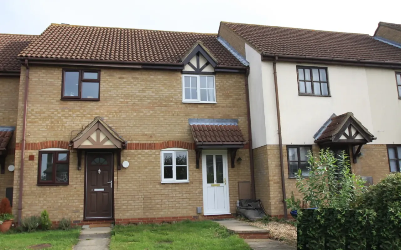 2 bed property to rent — Cromwell Court, Eynesbury, St Neots, ...