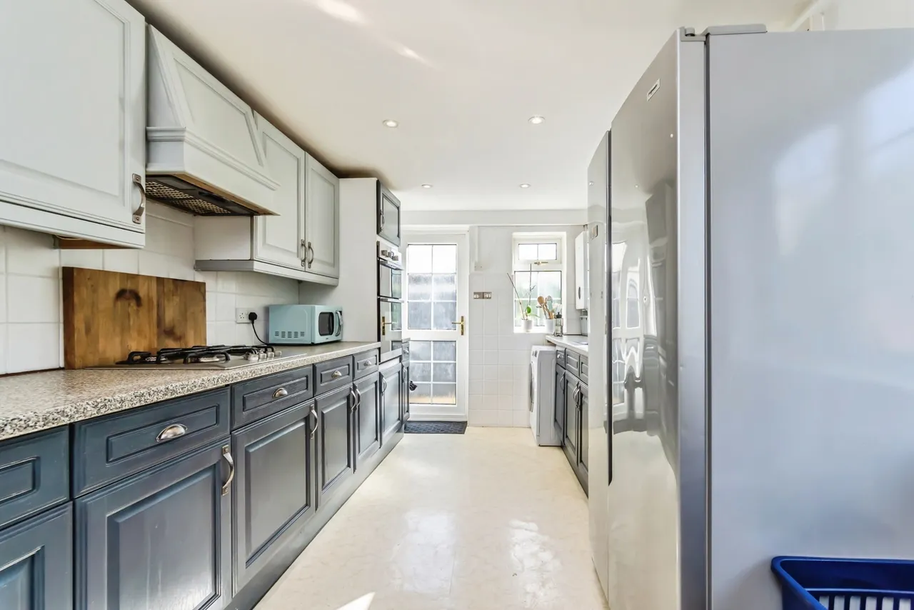 Waverley Avenue, Kenley, Surrey, CR8, photo 4