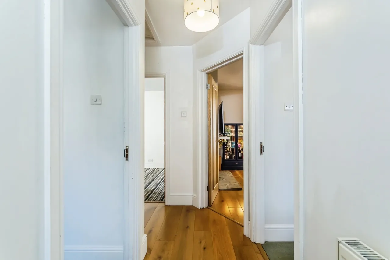 Waverley Avenue, Kenley, Surrey, CR8, photo 17