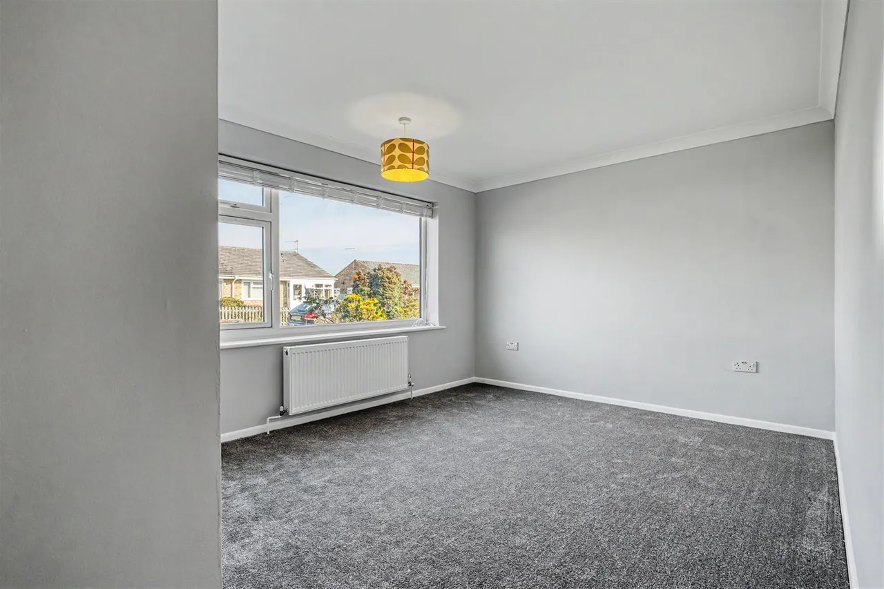 Lammas Close, Gillingham, photo 10