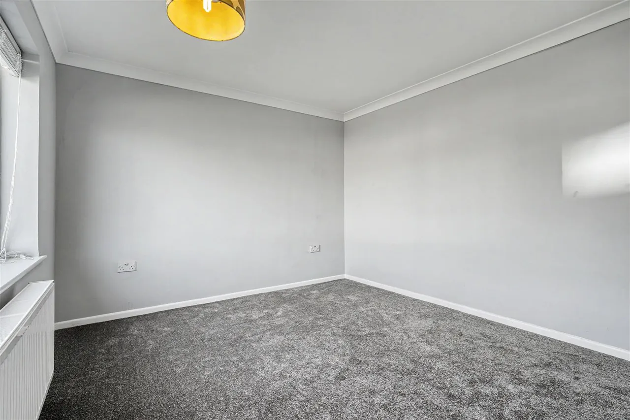 Lammas Close, Gillingham, photo 11
