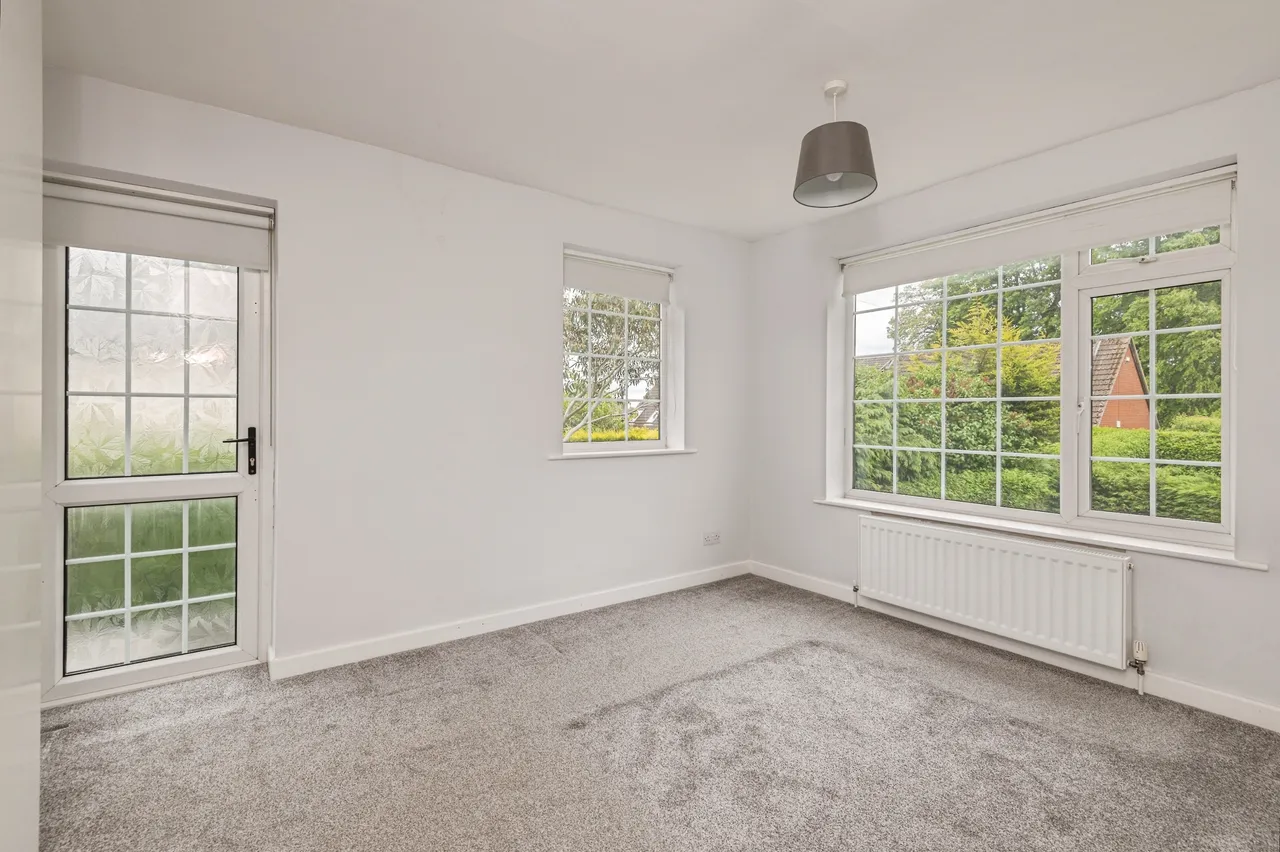 Woodhall Park Grove, Pudsey, LS28, photo 10