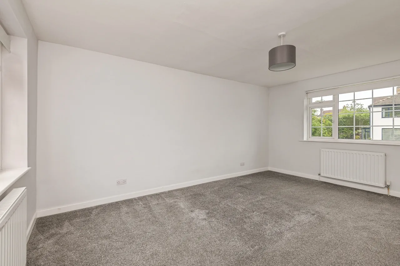 Woodhall Park Grove, Pudsey, LS28, photo 11