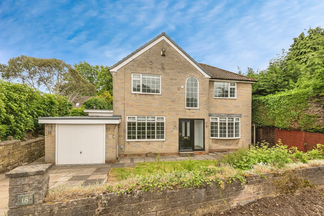 4 bed house for sale, Woodhall Park Grove, Pudsey, LS28