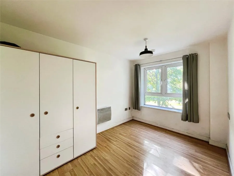 Orchard Place, Southampton, SO14, photo 6