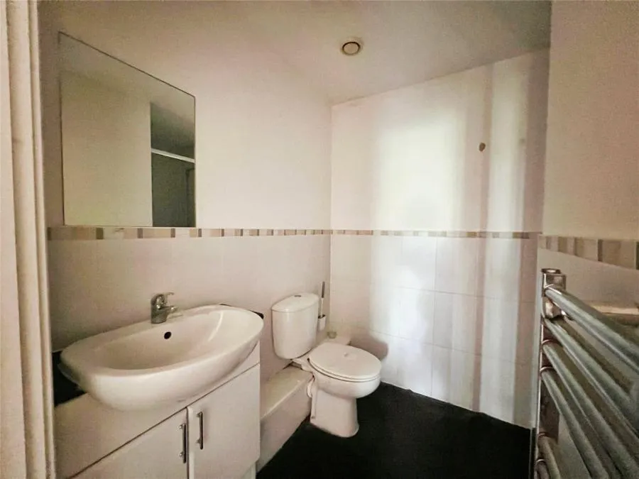Orchard Place, Southampton, SO14, photo 5