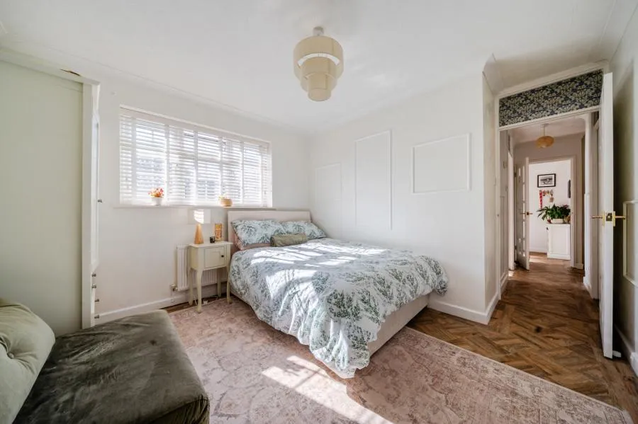 Shilton Road, Carterton, OX18, photo 12