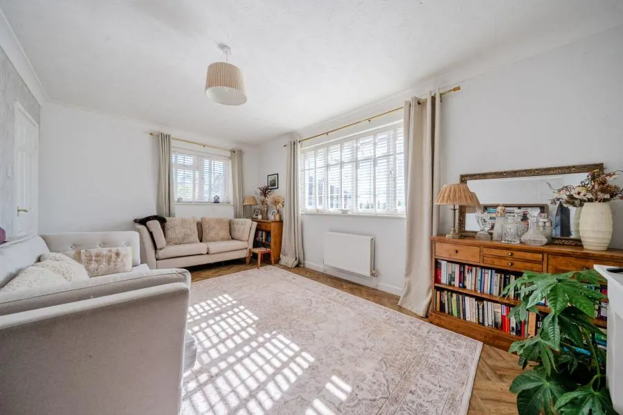 Shilton Road, Carterton, OX18, photo 6