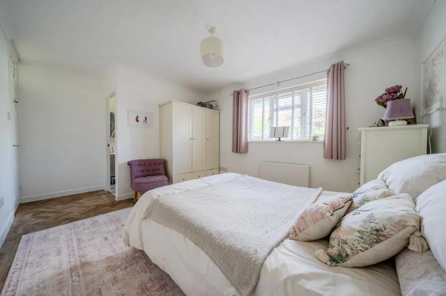 Shilton Road, Carterton, OX18, photo 9