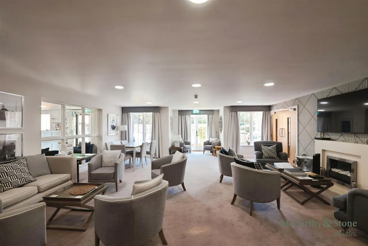 The Broadway, Amersham, HP7, photo 9