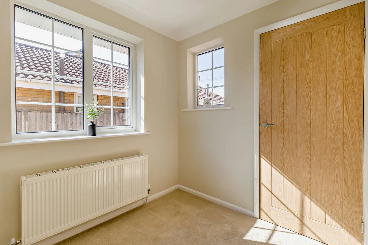 Elmdale Drive, Doncaster, DN3, photo 15