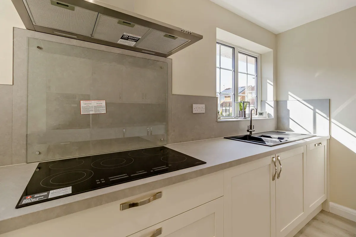 Elmdale Drive, Doncaster, DN3, photo 4