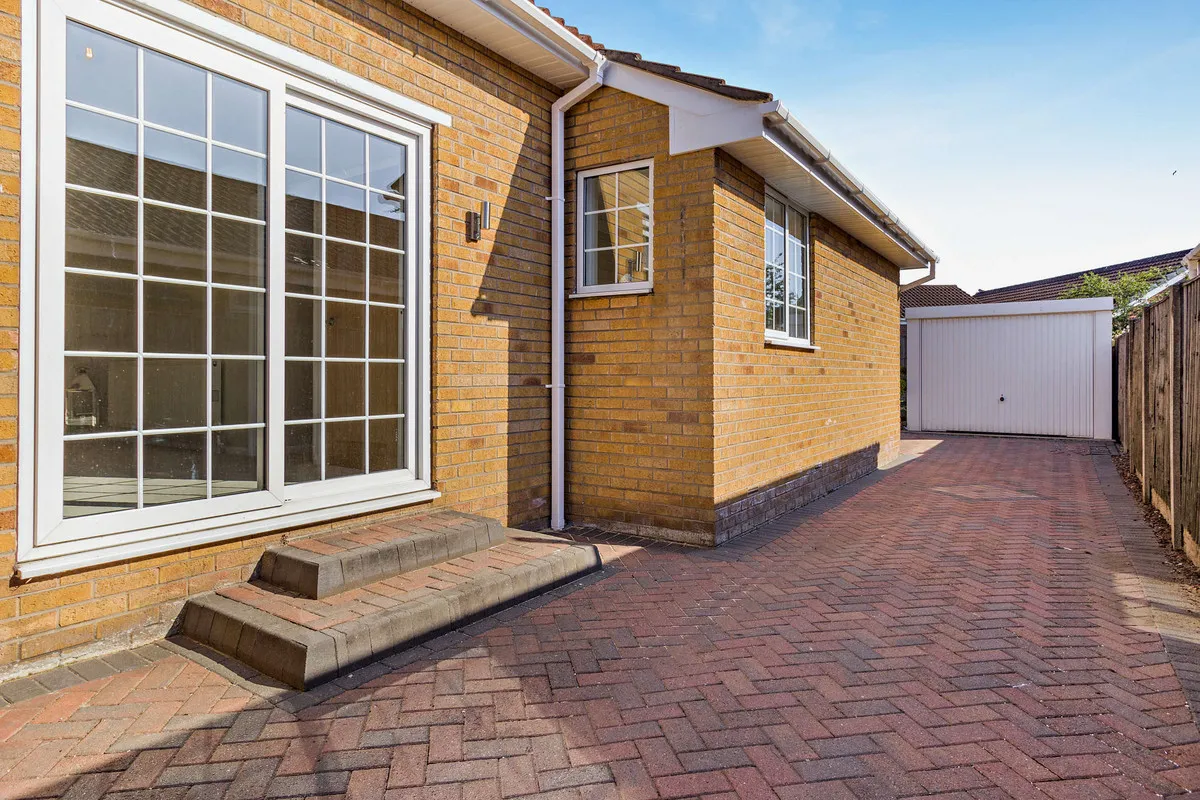 Elmdale Drive, Doncaster, DN3, photo 6