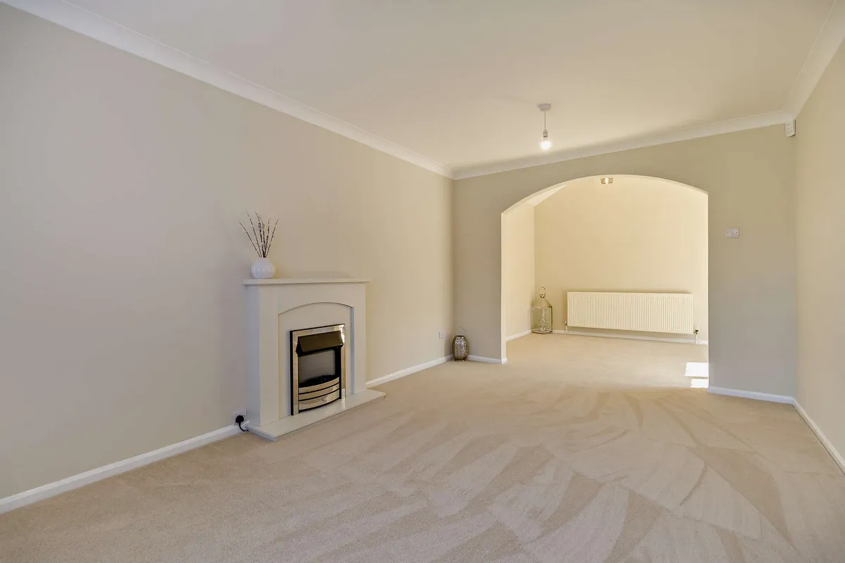 Elmdale Drive, Doncaster, DN3, photo 8