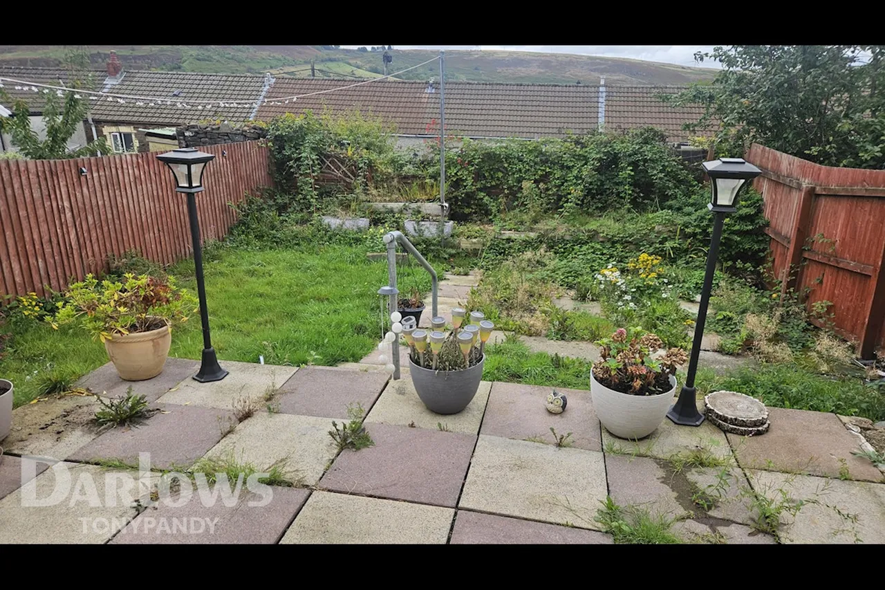 Railway Tce, Penygraig, CF40, photo 13