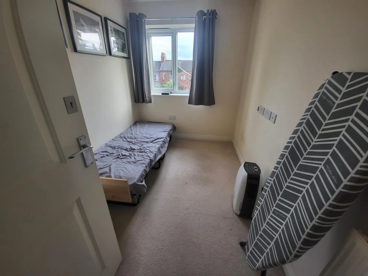 Mars Drive, Wellingborough, NN8, photo 7