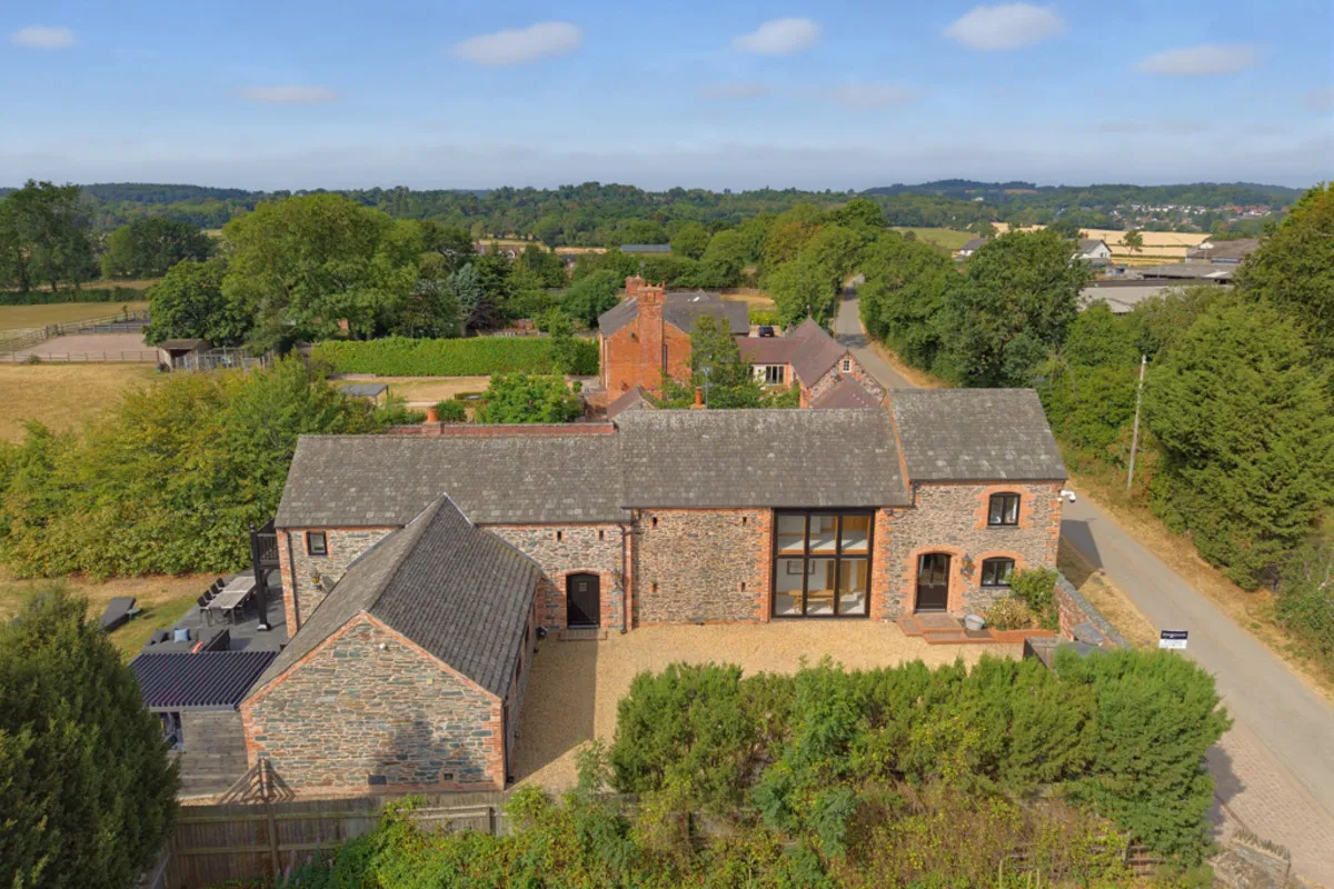 4 bed barn conversion for sale, Rushall Barn, Woodhouse, LE12