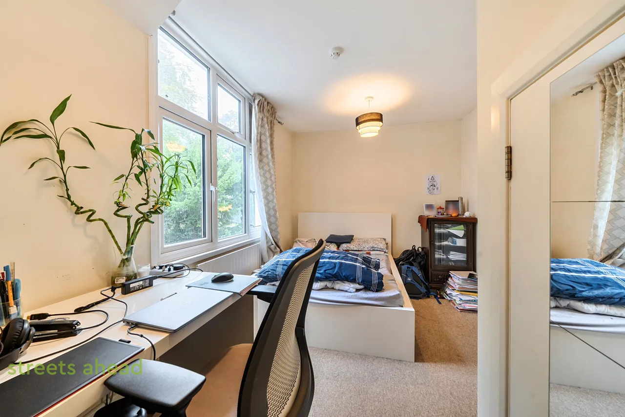 Foxley Lane, Purley, CR8, photo 9