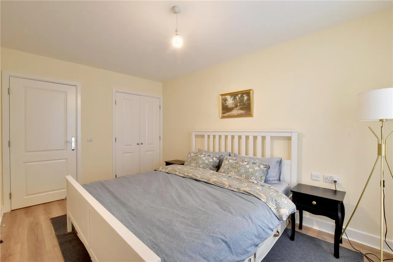 Tarves Way, London, SE10, photo 2