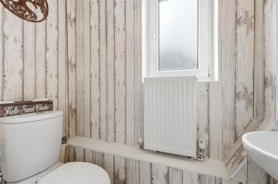 with 3 bedrooms in Harlow, CM20, photo 16