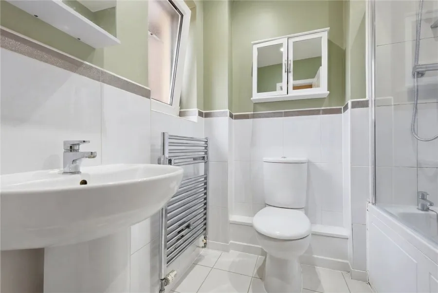 with 3 bedrooms in Harlow, CM20, photo 14