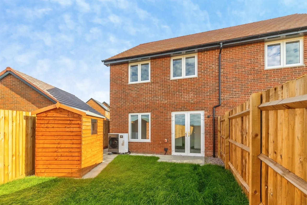 Toddington Road, Harlington, LU5, photo 18