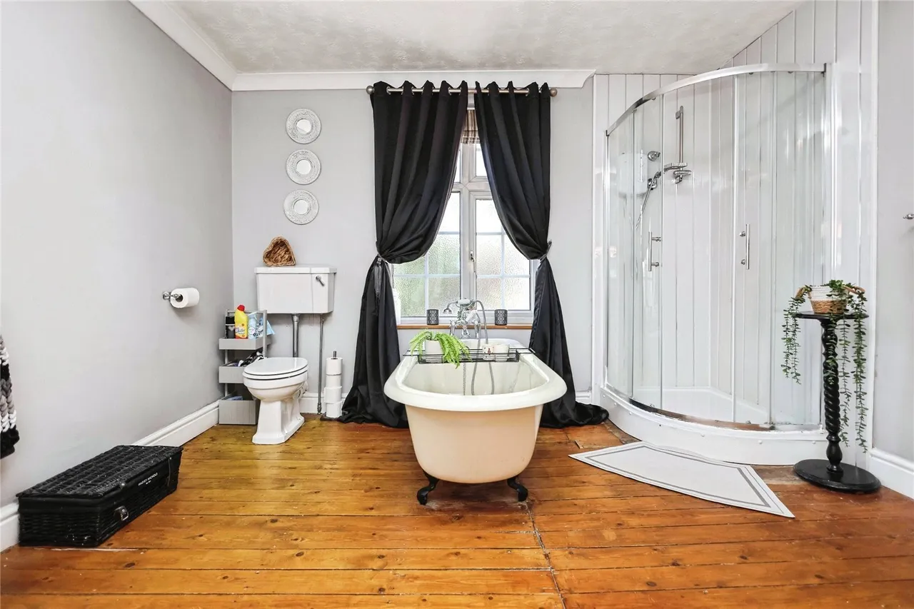 Chester Road, Castle Bromwich, B36, photo 14
