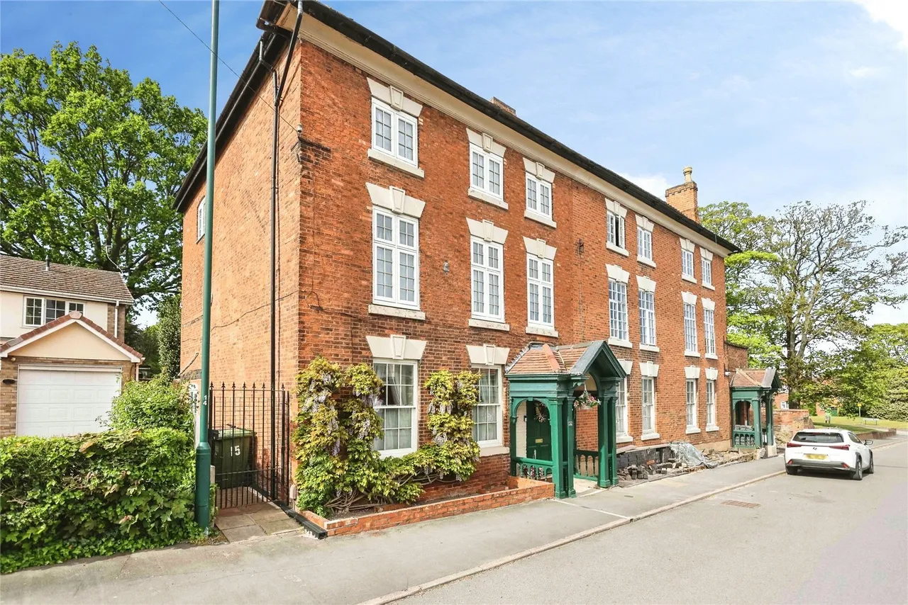 Chester Road, Castle Bromwich, B36, photo 26