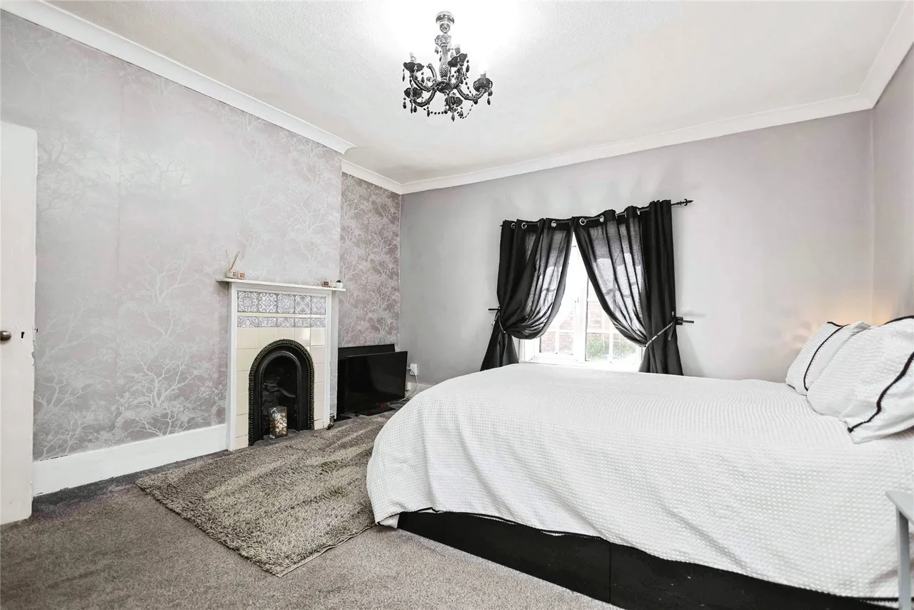 Chester Road, Castle Bromwich, B36, photo 16