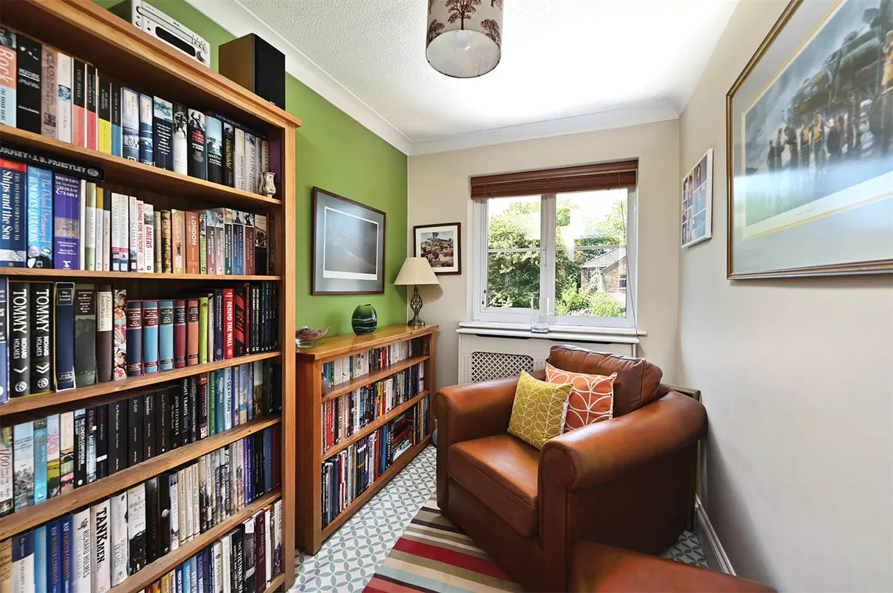 Grove Road, Ash Vale, Guildford, Surrey, GU12 5BD, photo 11