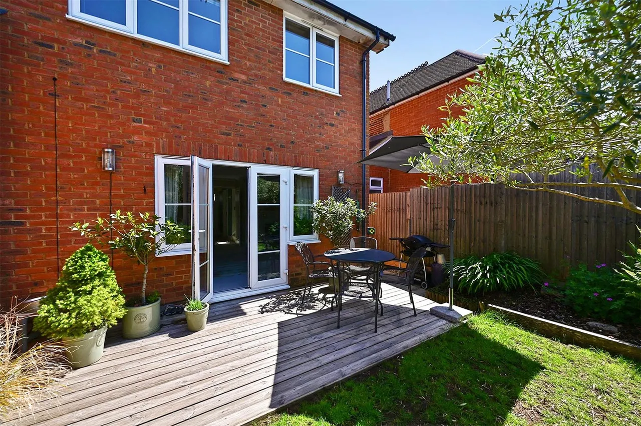 Grove Road, Ash Vale, Guildford, Surrey, GU12 5BD, photo 14
