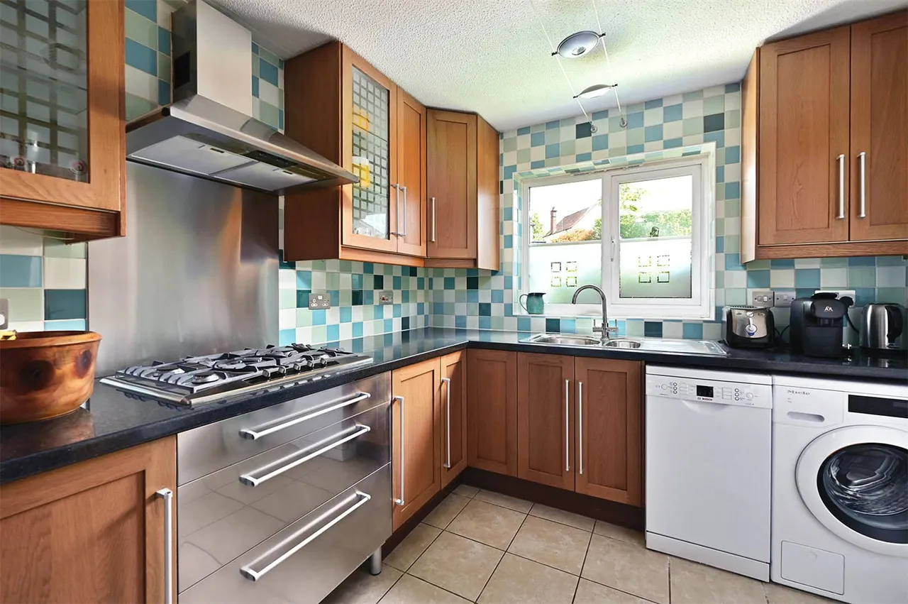 Grove Road, Ash Vale, Guildford, Surrey, GU12 5BD, photo 8
