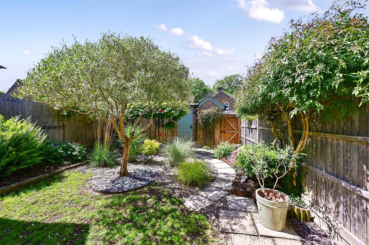 Grove Road, Ash Vale, Guildford, Surrey, GU12 5BD, photo 16