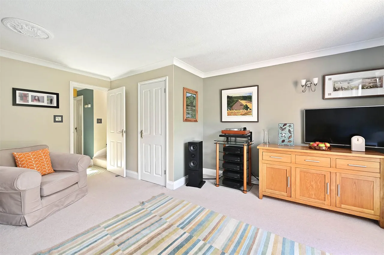 Grove Road, Ash Vale, Guildford, Surrey, GU12 5BD, photo 7