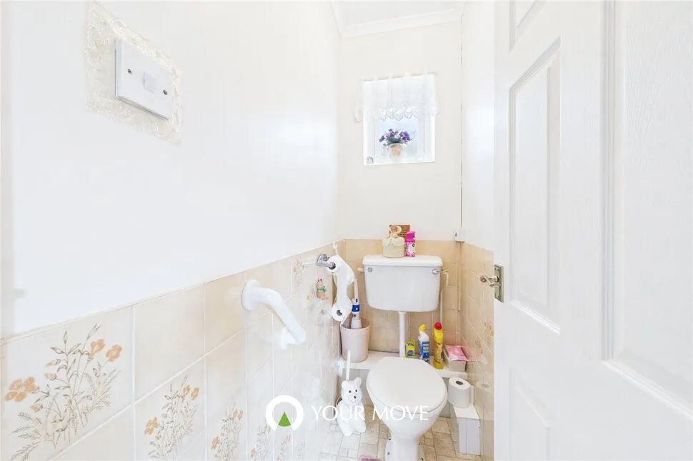 Chestnut Avenue, Bradwell, Norfolk, NR31, photo 10