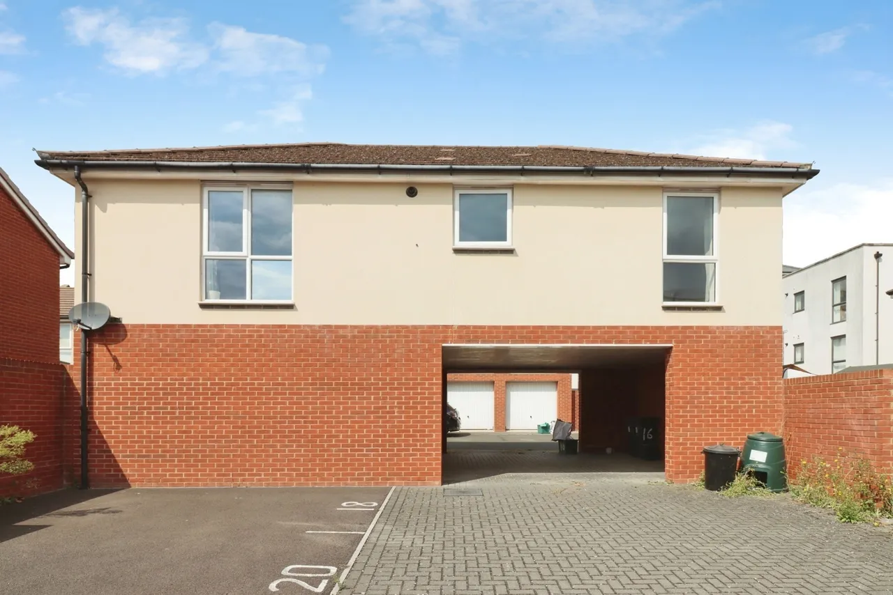 Whitsun Leaze, BRISTOL, BS34, photo 17