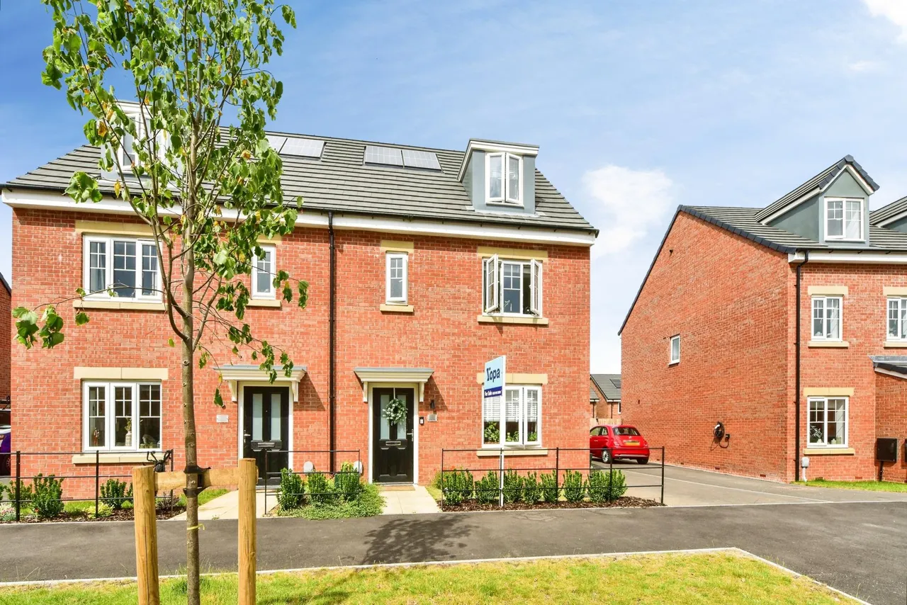 4 bed house for sale, Bennett Way, Chesterfield, S44