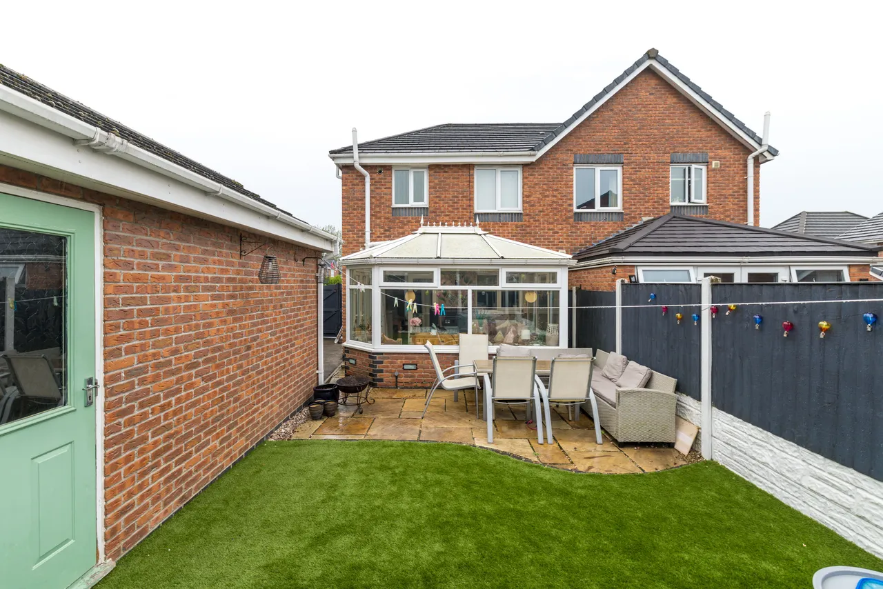 Fairman Drive, Hindley, WN2, photo 5