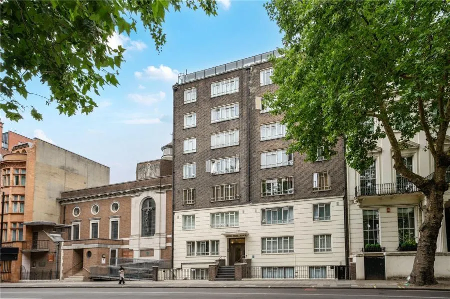 3 bed flat for sale, Hyde Park Place, London, W2